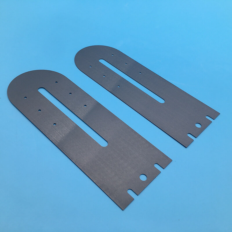 Precision porous ceramic substrate