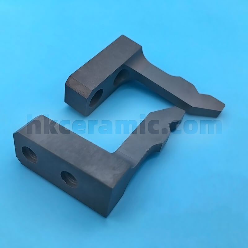 Industrial ceramic guide components