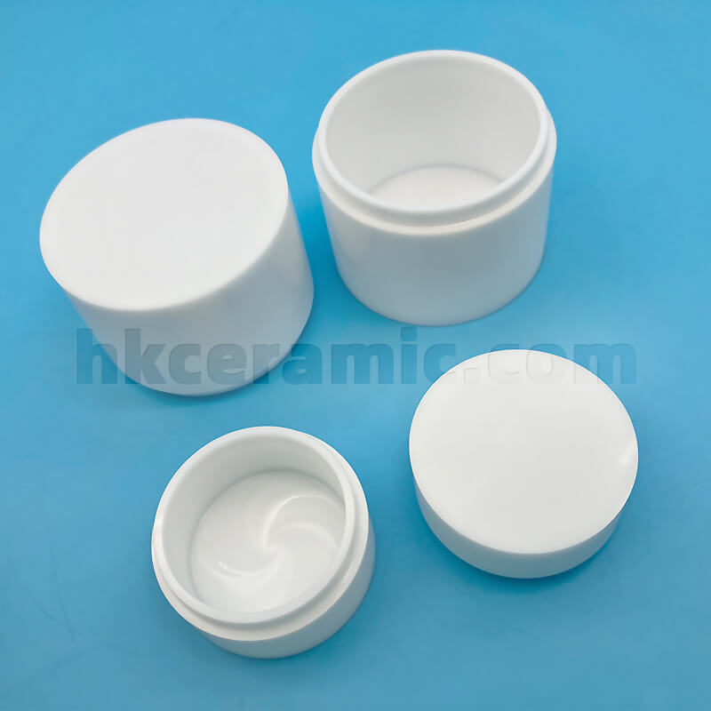 Corrosion-resistant high-temperature ceramic grinding jar