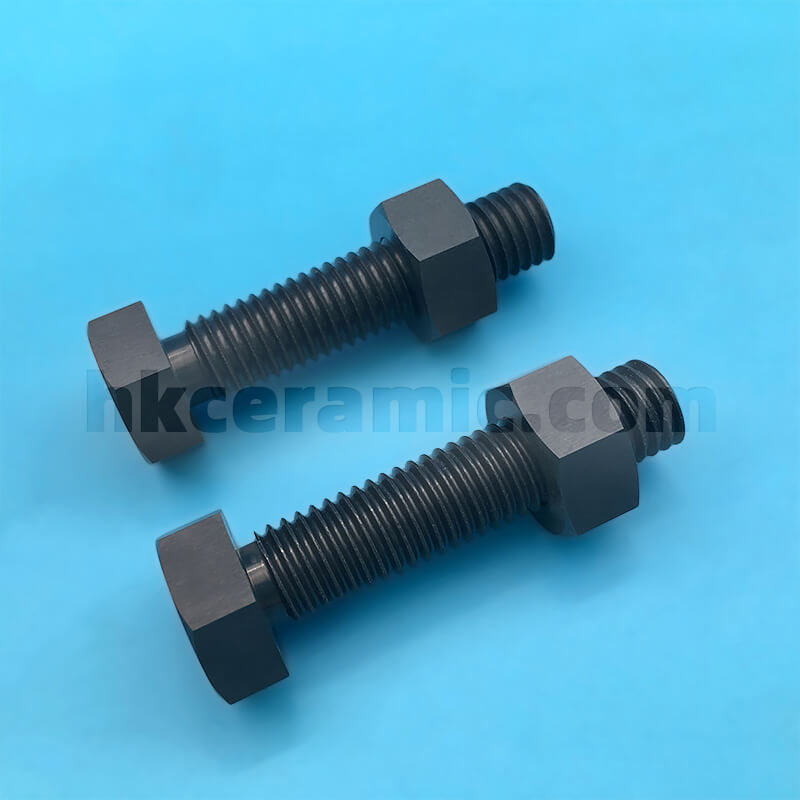 wear-resistant insulating ceramic structural component